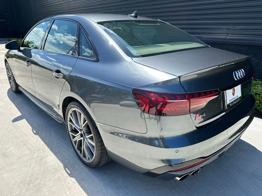 Thumbnail: 2020 Audi S4 - 3