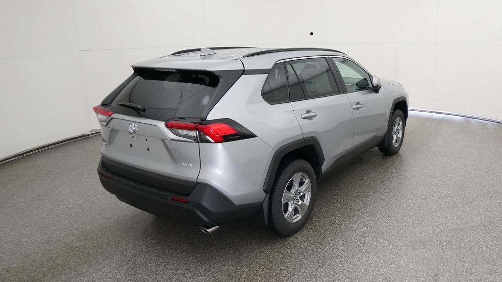 Thumbnail: 2025 Toyota RAV4 - 23