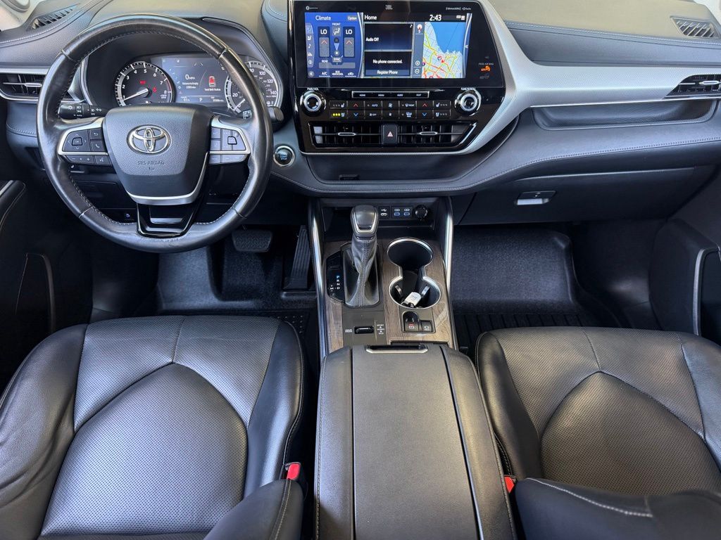Used 2022 Toyota Highlander SUV