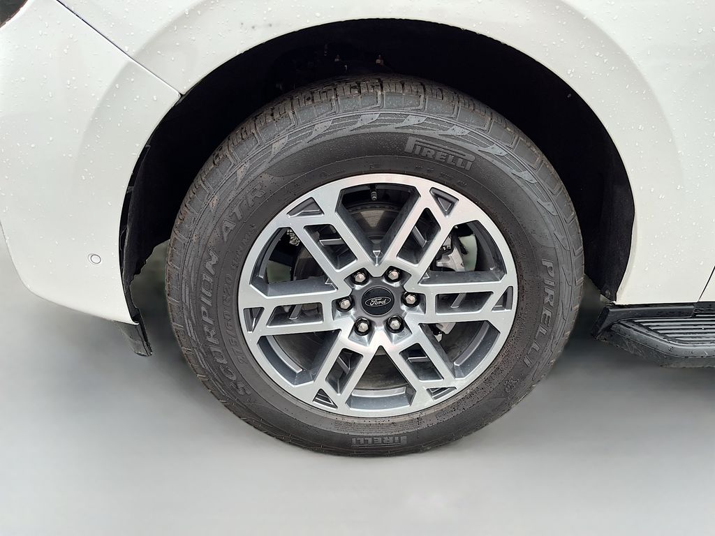 Used 2025 White Ford Active image 34