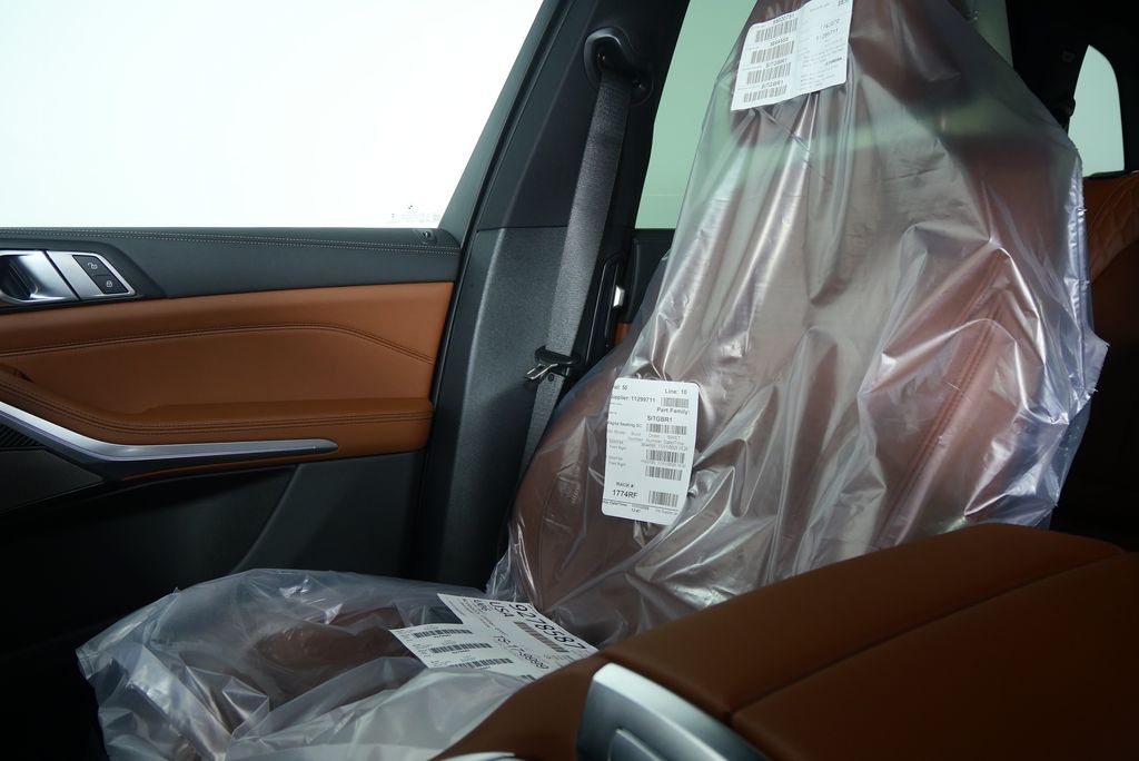 Thumbnail: 2026 BMW X5 - 23