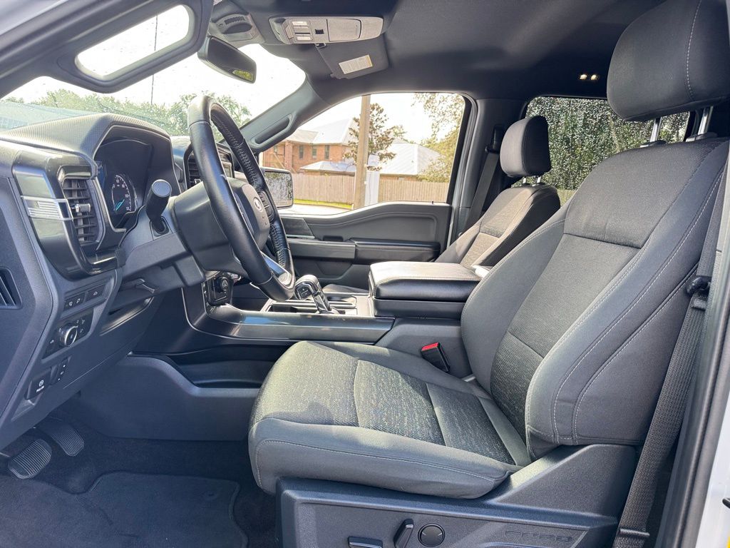 2022 Ford F-150 XLT photo 13
