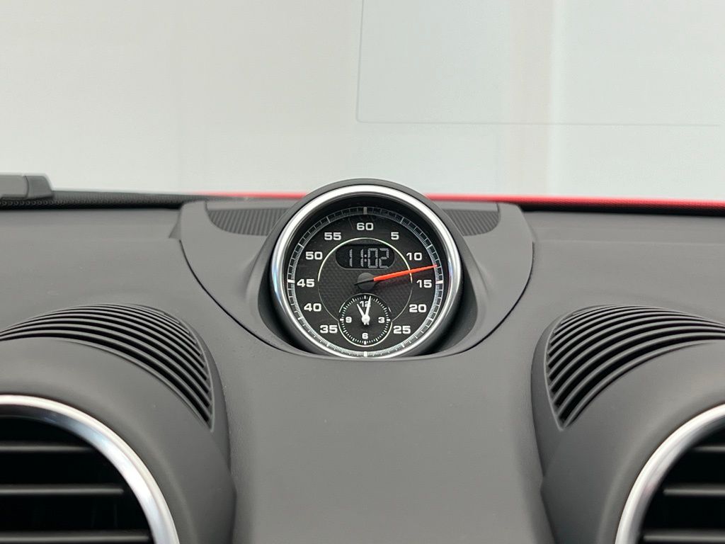 2025 Porsche 718 Boxster GTS 13