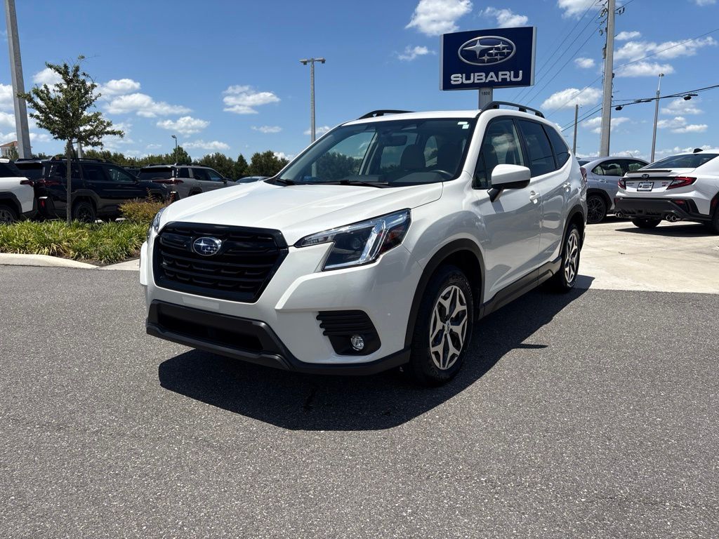 2024 Subaru Forester Premium Crossover AWD