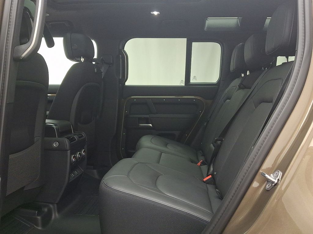 Thumbnail: 2026 Land Rover Defender - 6