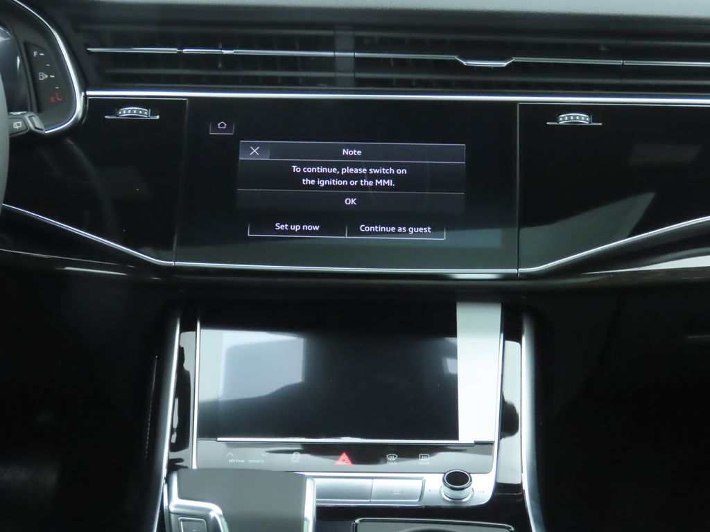 Thumbnail: 2025 Audi Q7 - 15
