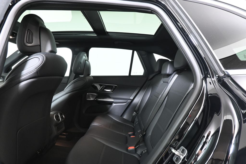 Thumbnail: 2026 Mercedes-Benz GLC - 27