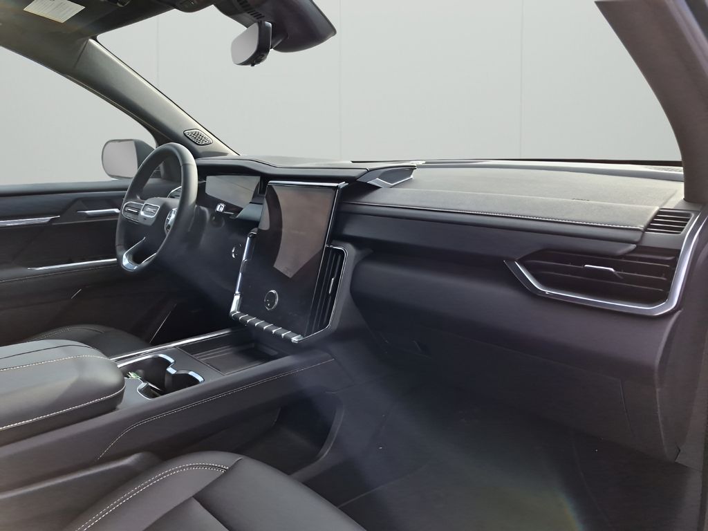 New 2026 Silver GMC Elevation image 17