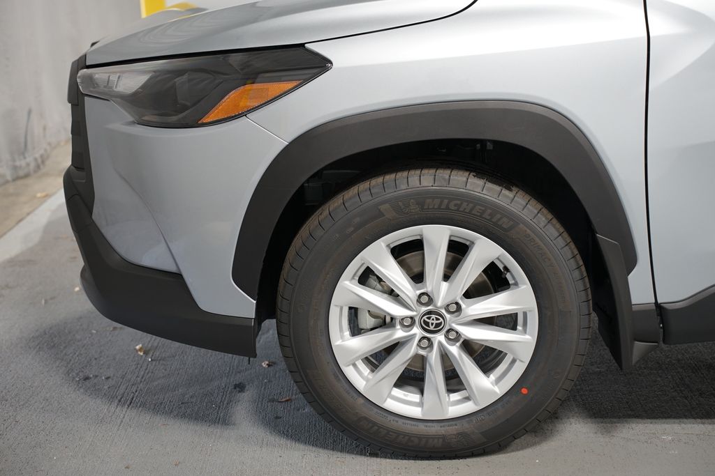 Thumbnail: 2026 Toyota Corolla Cross - 5