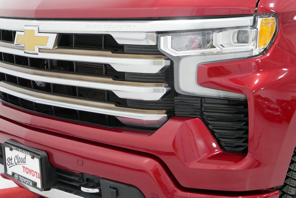 2022 Chevrolet Silverado 1500 High Country - Photo 10