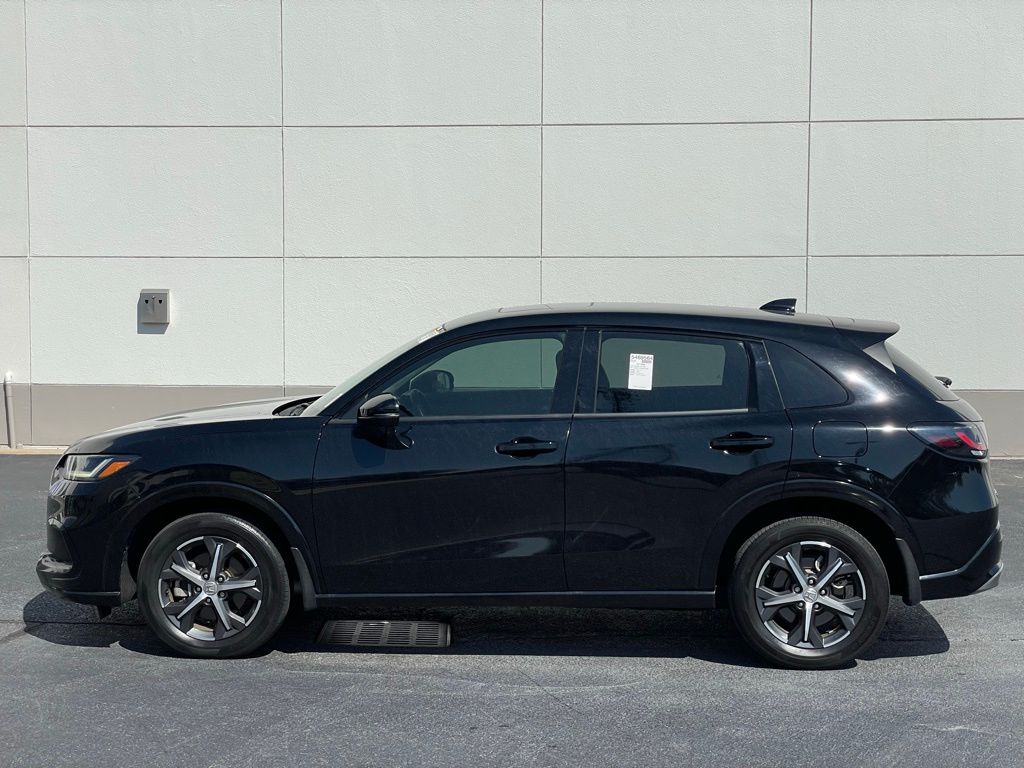 Thumbnail: 2023 Honda HR-V - 2