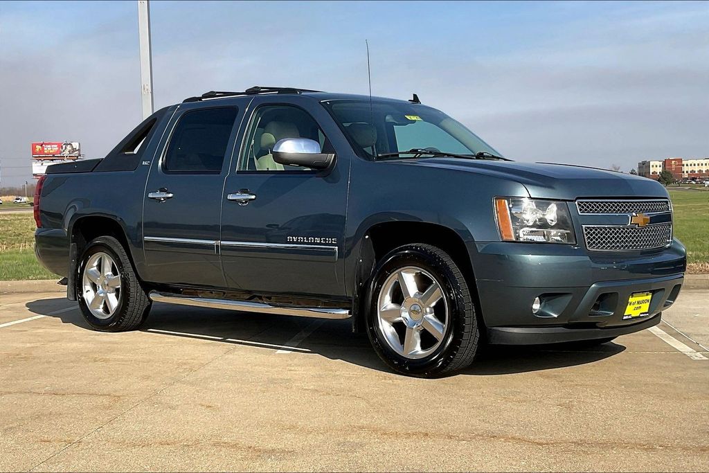 2012 Chevrolet Avalanche LTZ 4WD