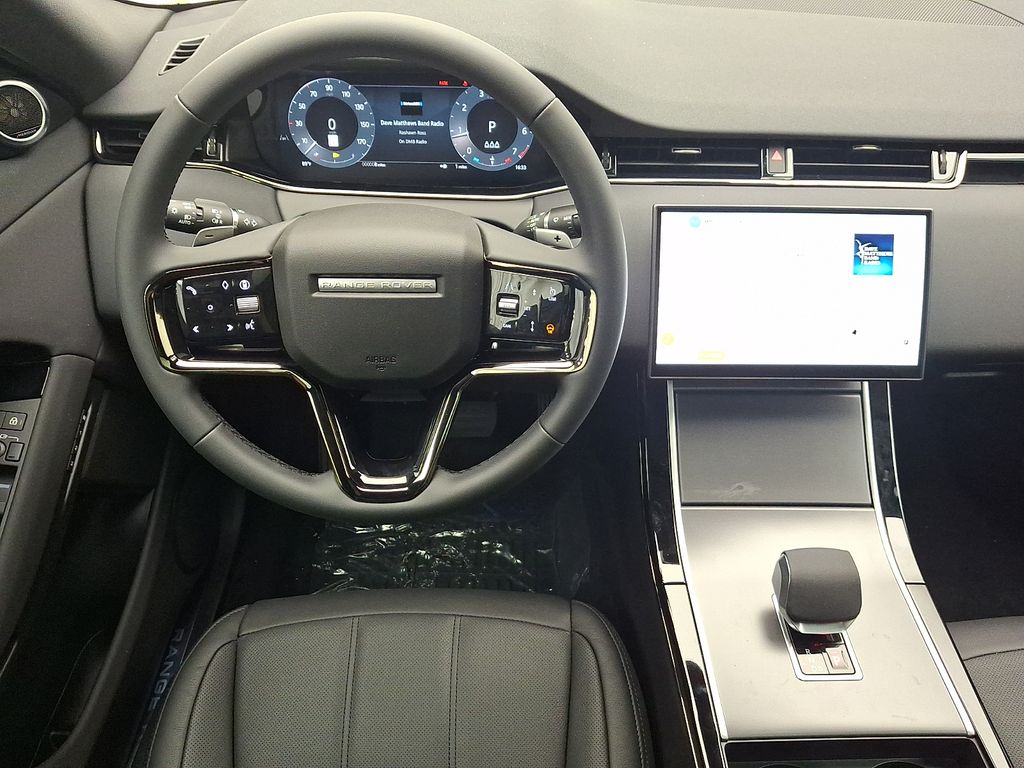 Thumbnail: 2026 Land Rover Range Rover Evoque - 8