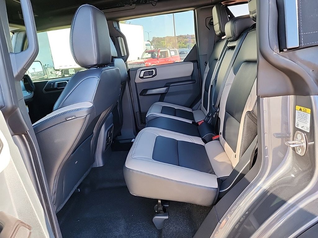 2024 Ford Bronco Wildtrak photo