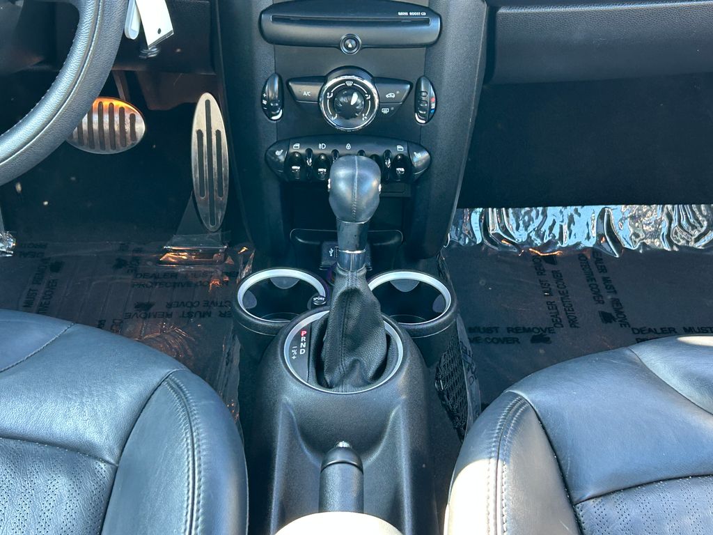 Thumbnail: 2013 MINI Cooper - 23