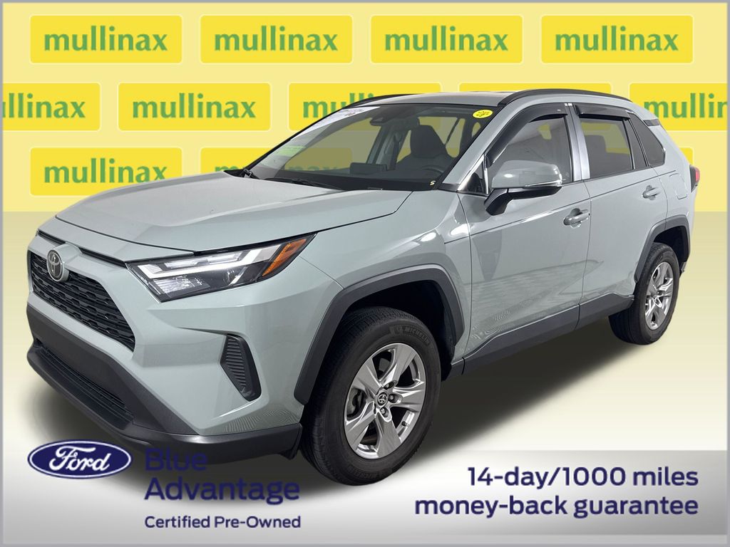 2022 Lunar Rock Toyota RAV4 XLE FWD SUV