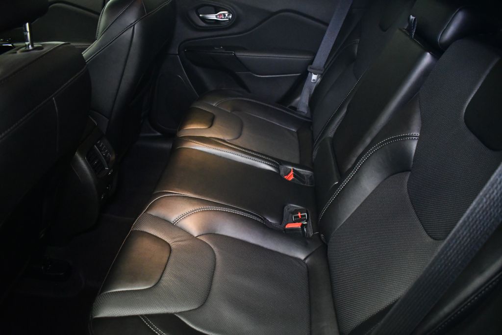 Thumbnail: 2023 Jeep Cherokee - 26