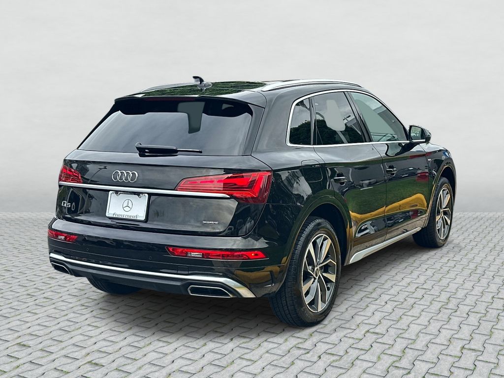 Thumbnail: 2023 Audi Q5 - 5
