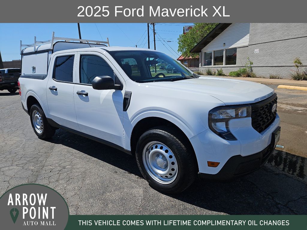 Oxford White 2025 Ford Maverick XL SuperCrew AWD Pickup Truck All-Wheel Drive 8-Speed Automatic
