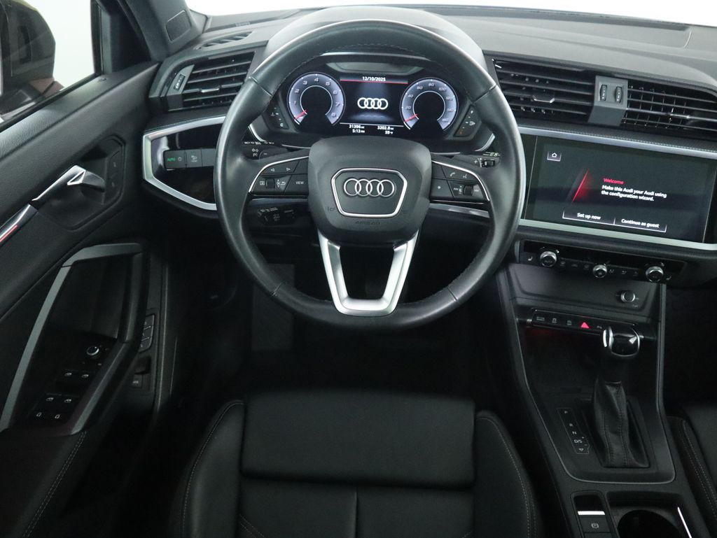 Thumbnail: 2022 Audi Q3 - 10