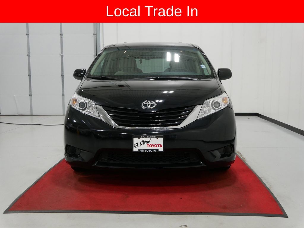 Used 2017 Toyota Sienna LE with VIN 5TDJZ3DC3HS148877 for sale in Waite Park, MN