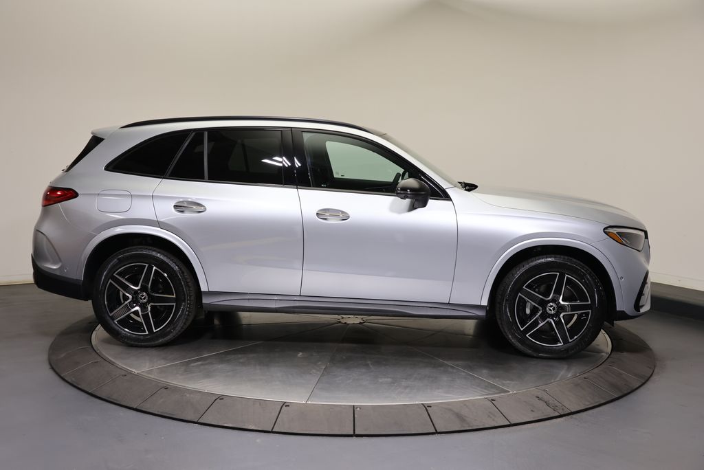 Thumbnail: 2027 Mercedes-Benz GLC - 6