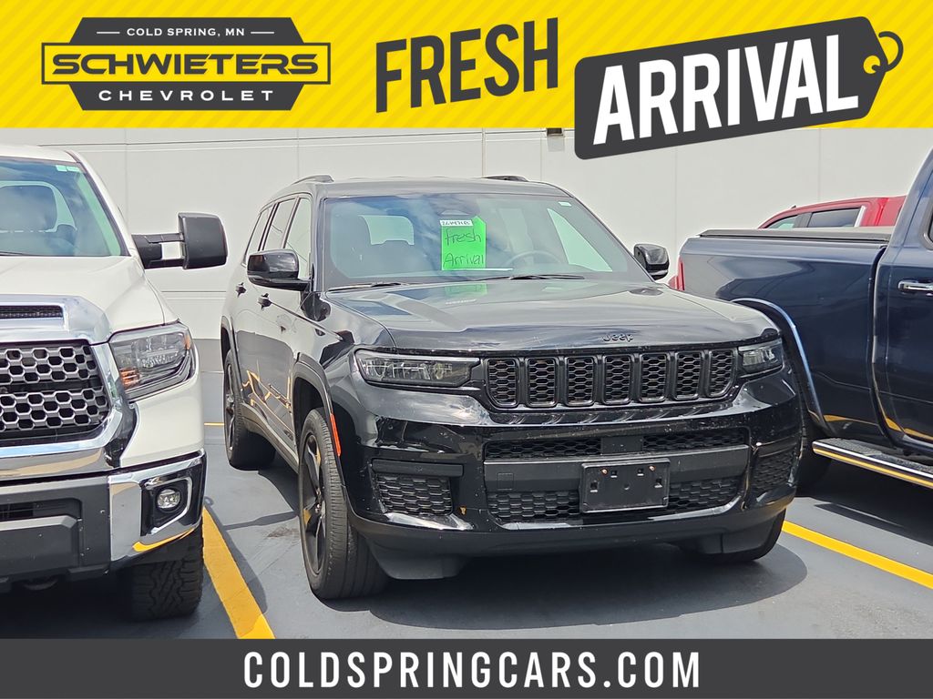 Diamond Black Crystal Pearlcoat 2023 Jeep Grand Cherokee L SUV / Crossover Four-Wheel Drive 8-Speed Automatic