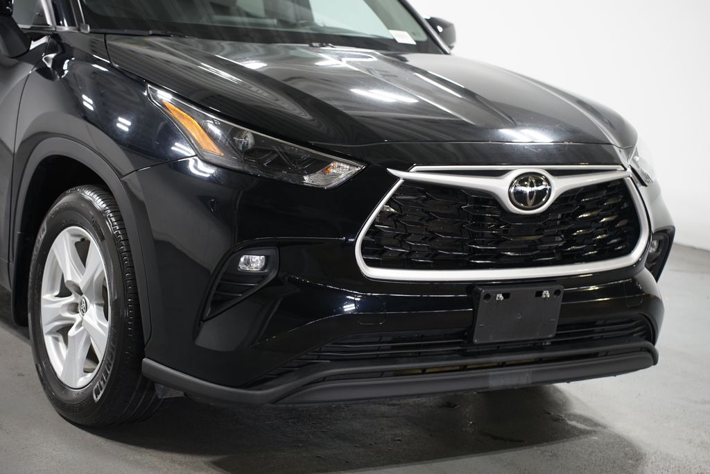 Thumbnail: 2024 Toyota Highlander - 4