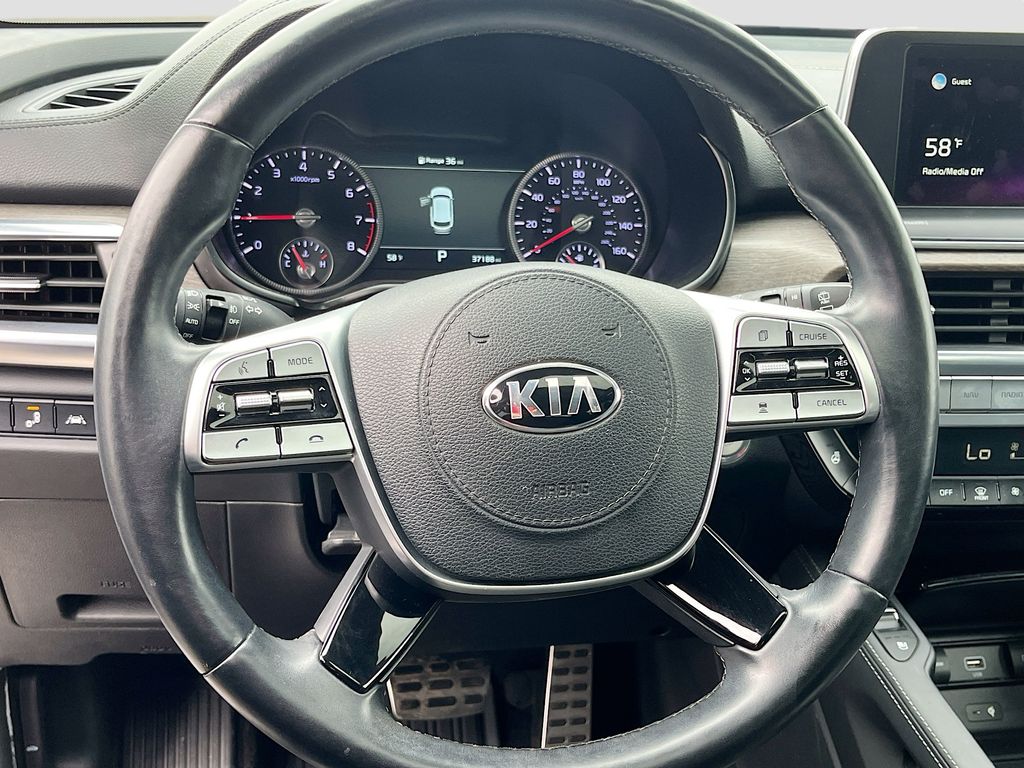 Used 2021 White Kia SX image 11