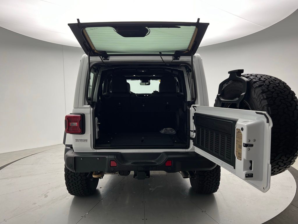 Thumbnail: 2024 Jeep Wrangler - 20