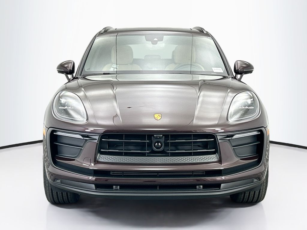 Thumbnail: 2026 Porsche Macan - 10