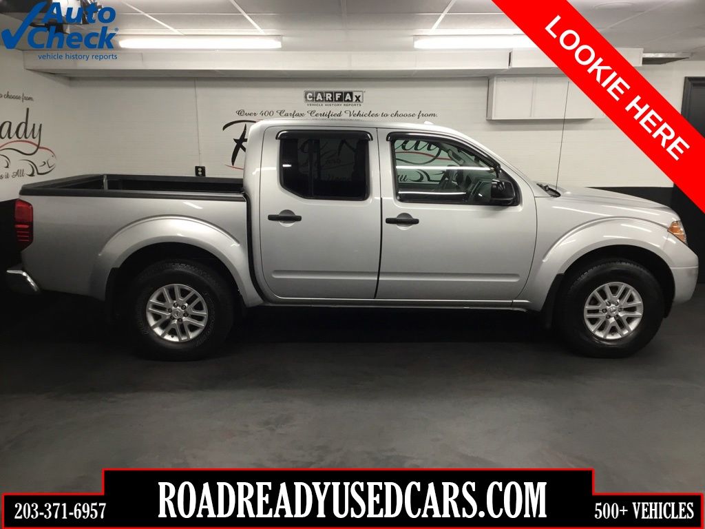 Brilliant Silver 2015 Nissan Frontier Pickup Truck Four-Wheel Drive 5-Speed Automatic Overdrive