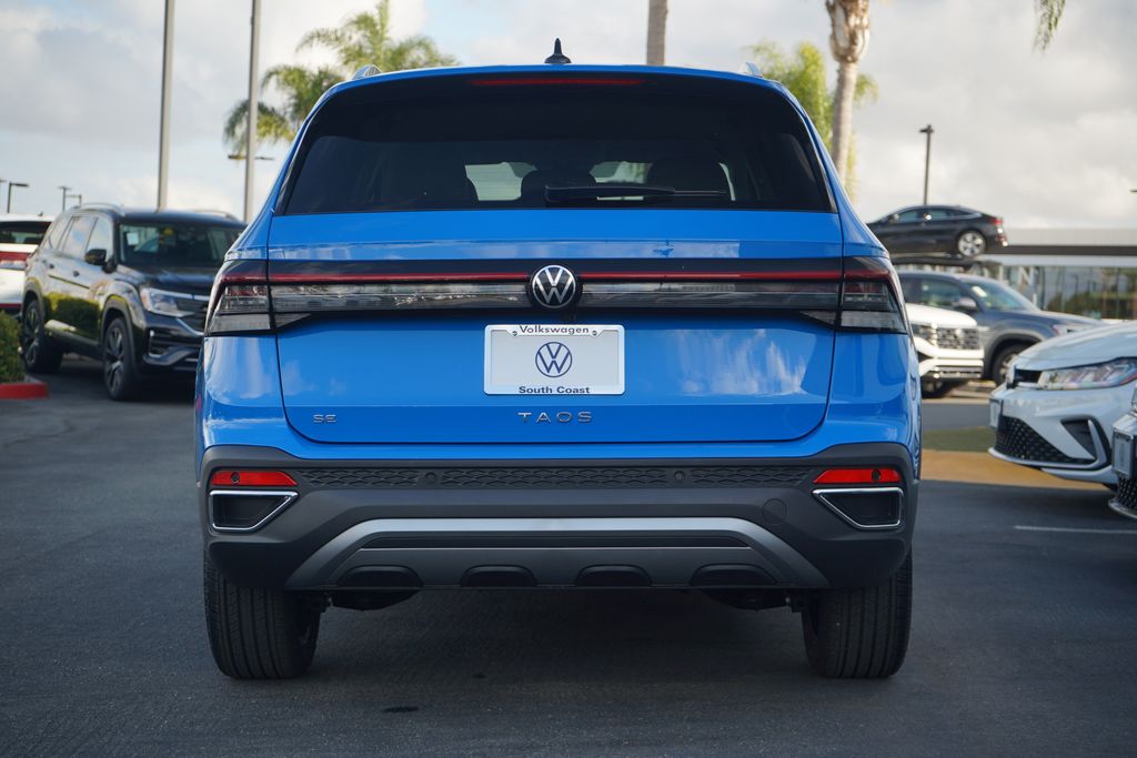 Thumbnail: 2025 Volkswagen Taos - 4