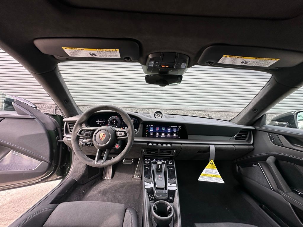 Thumbnail: 2026 Porsche 911 - 6