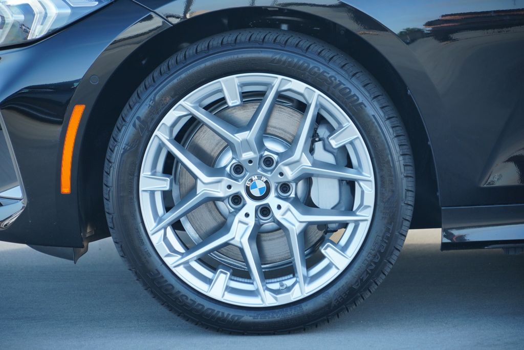 Thumbnail: 2026 BMW 3 Series - 5