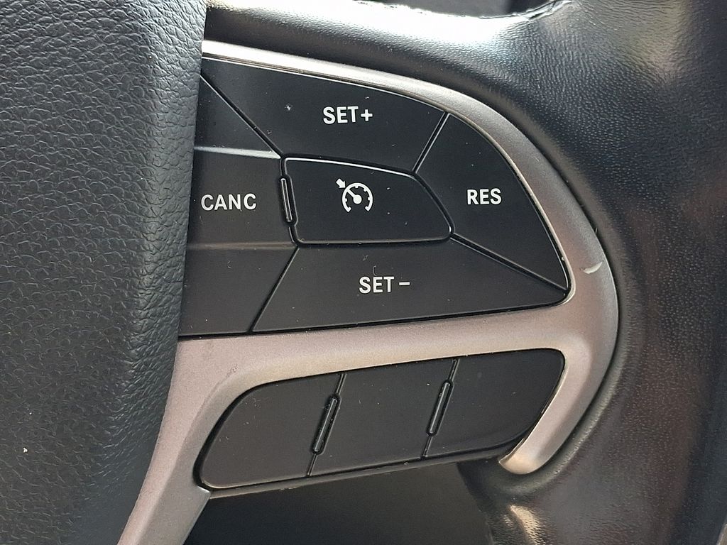 2021 Jeep Grand Cherokee Limited Red at Auto Express Mitsubishi