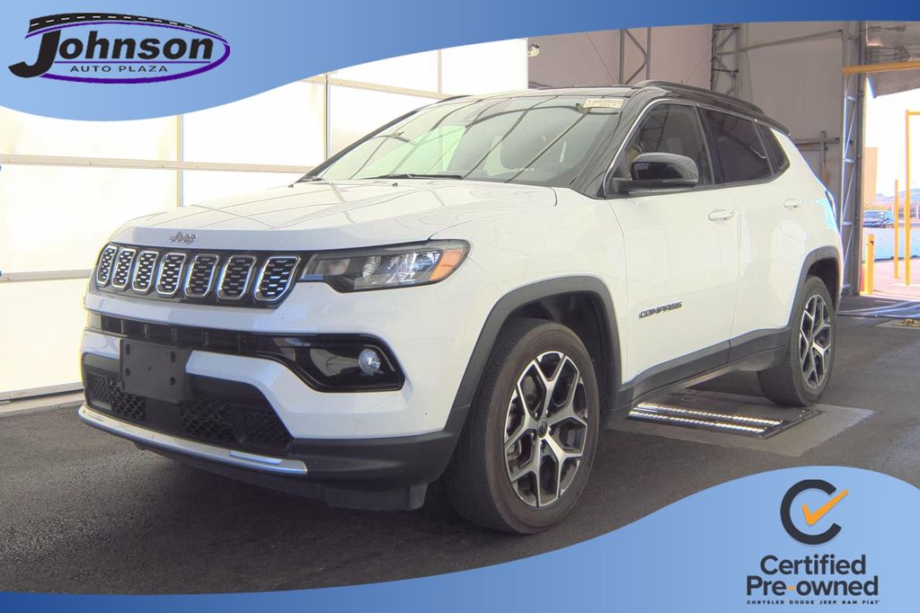 Bright White Clearcoat 2025 Jeep Compass SUV / Crossover Four-Wheel Drive 8-Speed Automatic