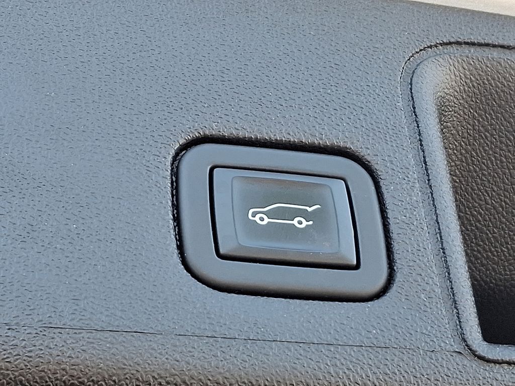 2022 GMC Terrain SLT 32
