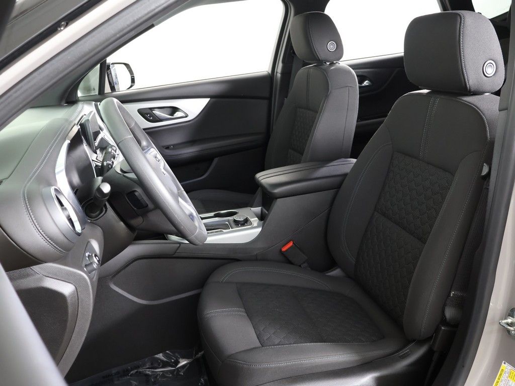 Used 2021 Gray Chevrolet LT image 32