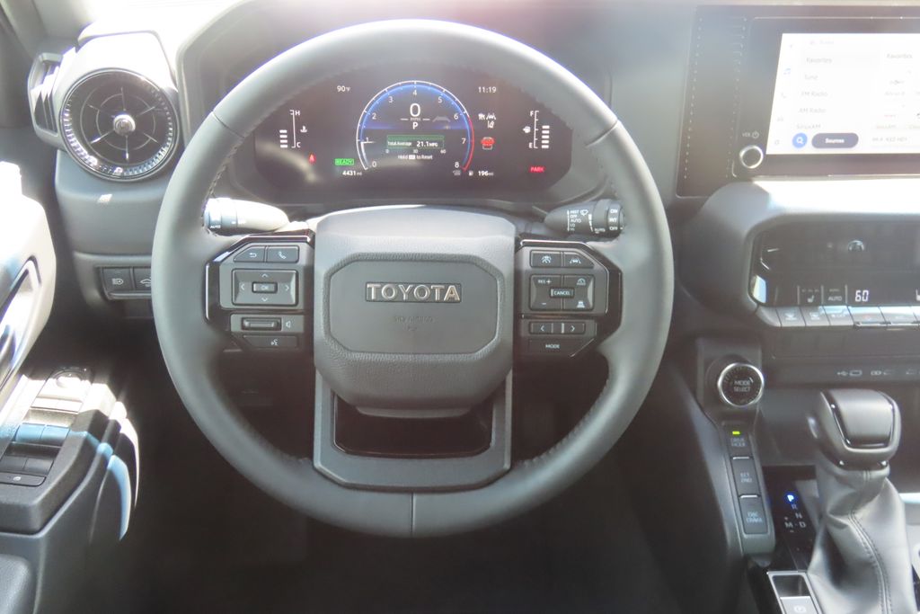 Thumbnail: 2025 Toyota Land Cruiser - 10