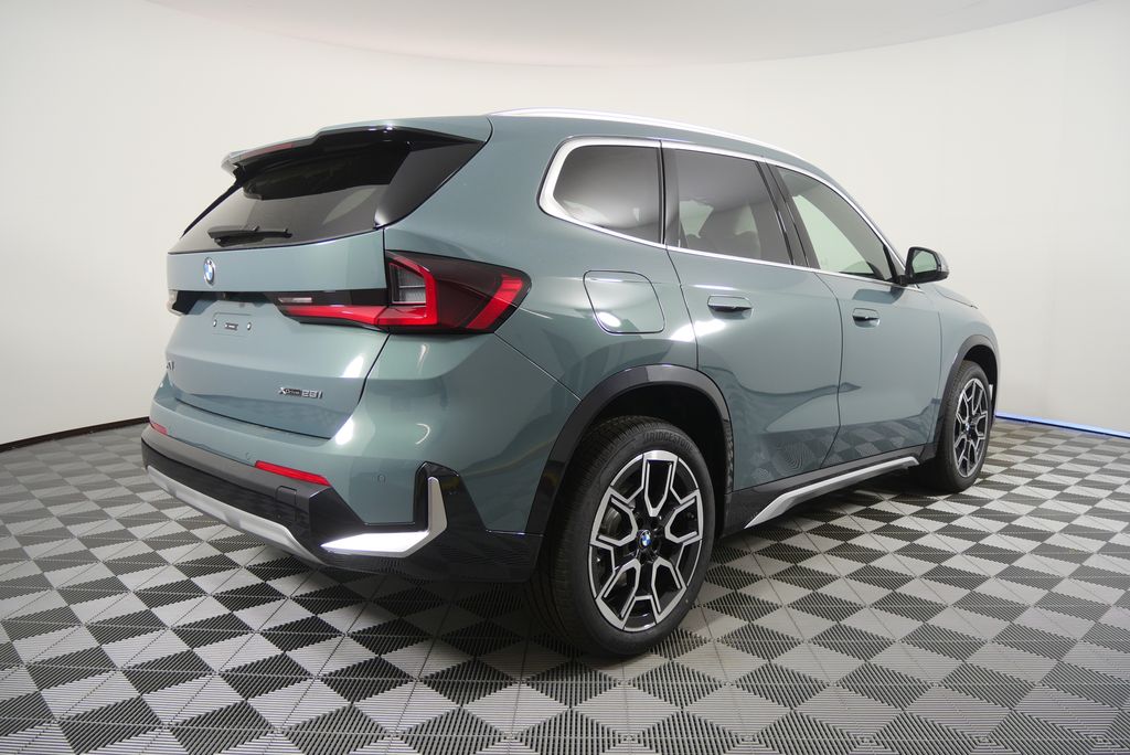 Thumbnail: 2026 BMW X1 - 3