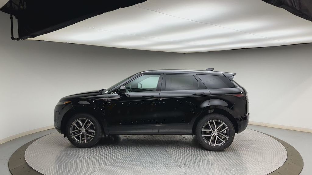 Thumbnail: 2026 Land Rover Range Rover Evoque - 5