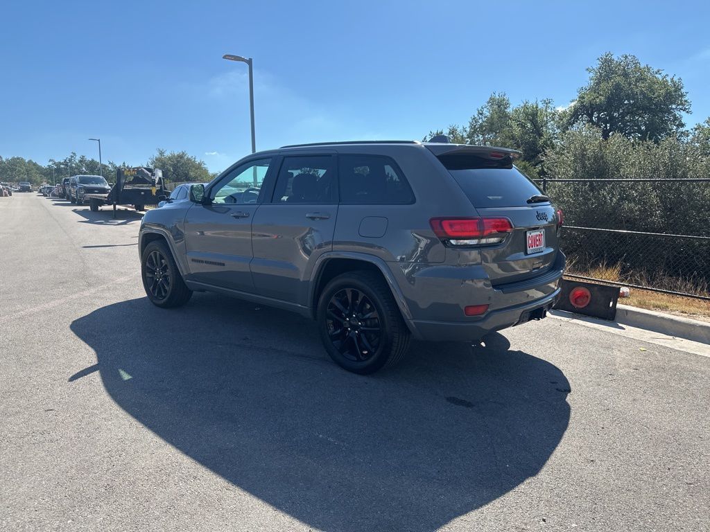 Used Car 2020 Jeep Grand Cherokee  Altitude For Sale Under $25,000 In Austin, Texas