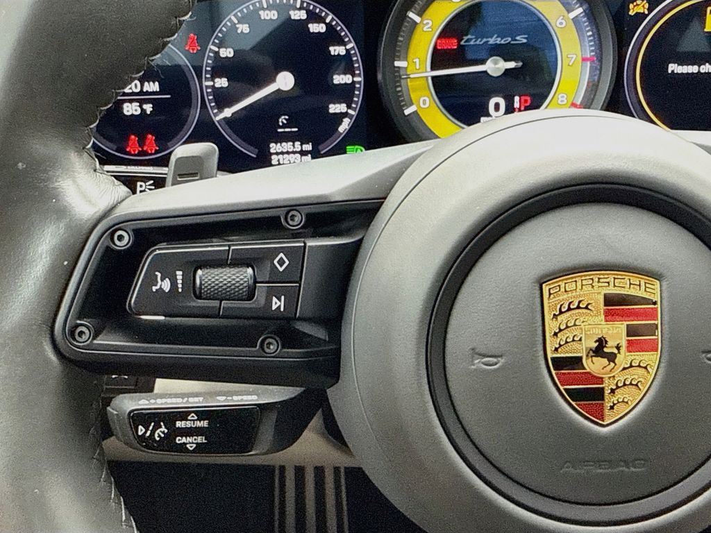 Thumbnail: 2022 Porsche 911 - 13