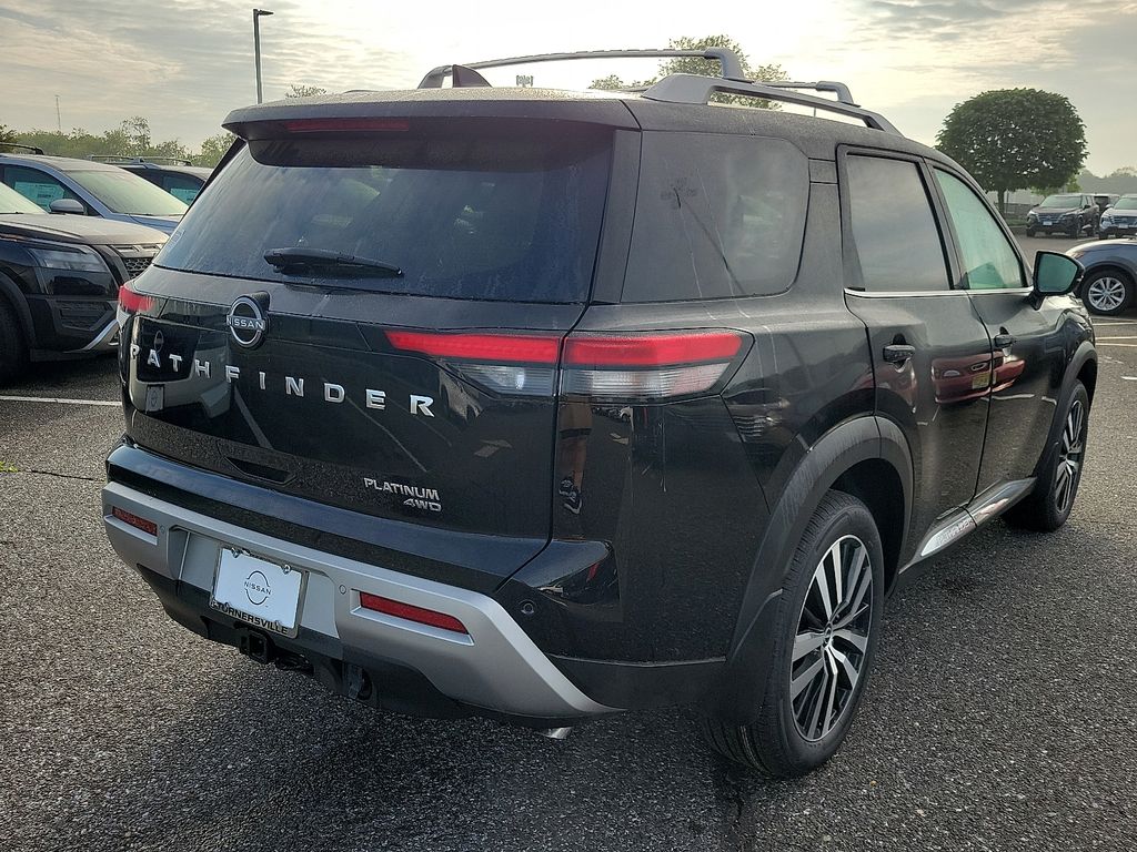Thumbnail: 2025 Nissan Pathfinder - 5