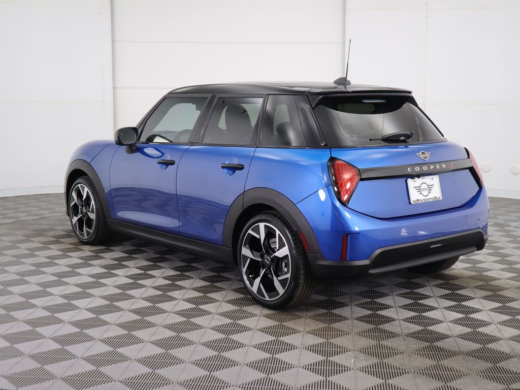 2025 MINI Cooper S 7