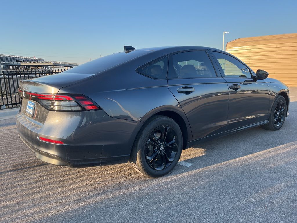 Thumbnail: 2025 Honda Accord - 3