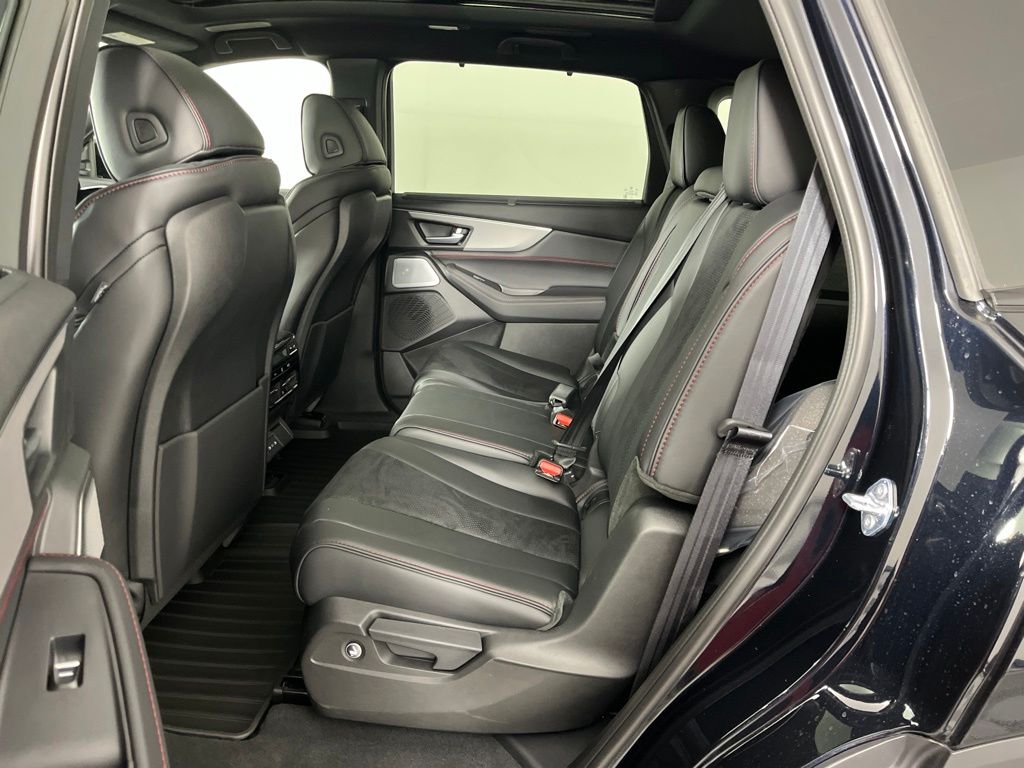 Thumbnail: 2026 Acura MDX - 26