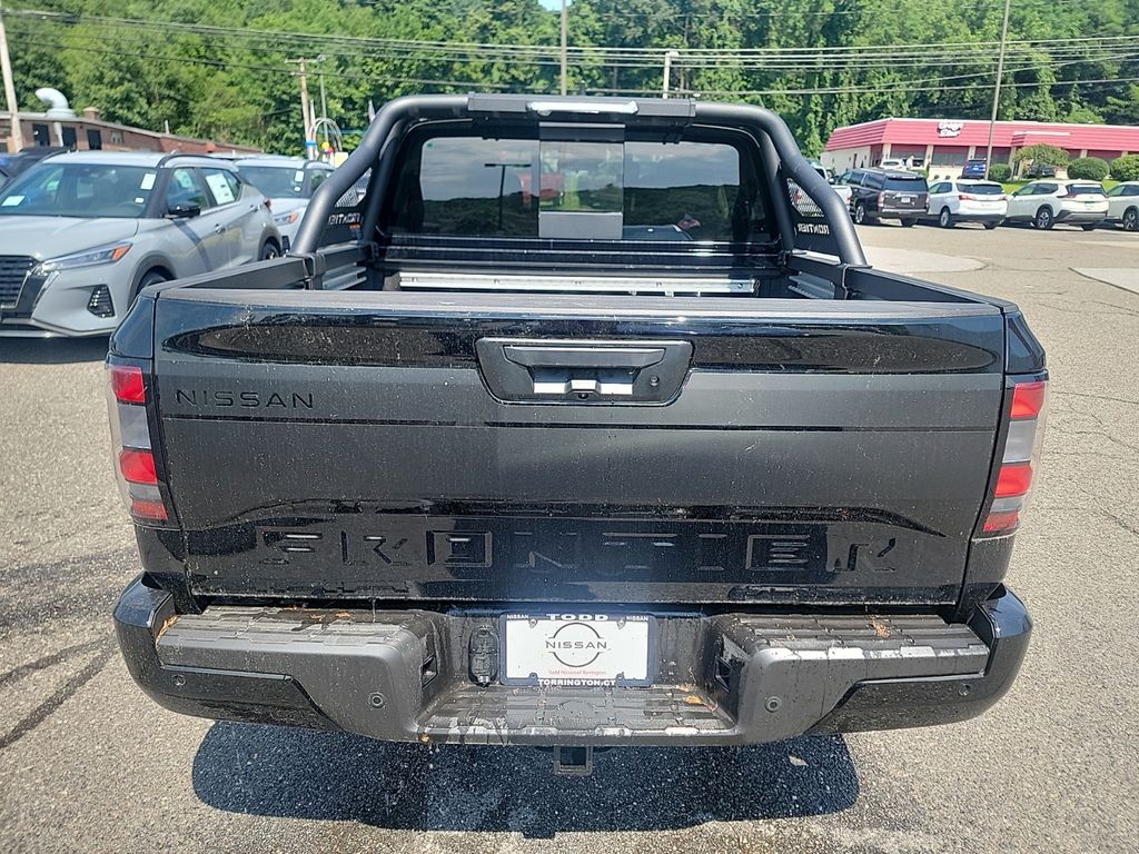 2024 Nissan Frontier SV 4