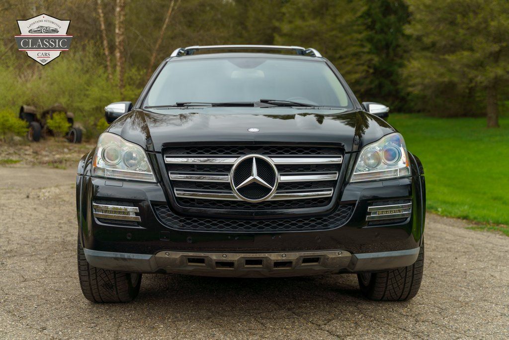 2010 Mercedes-Benz GL-Class GL 550 2